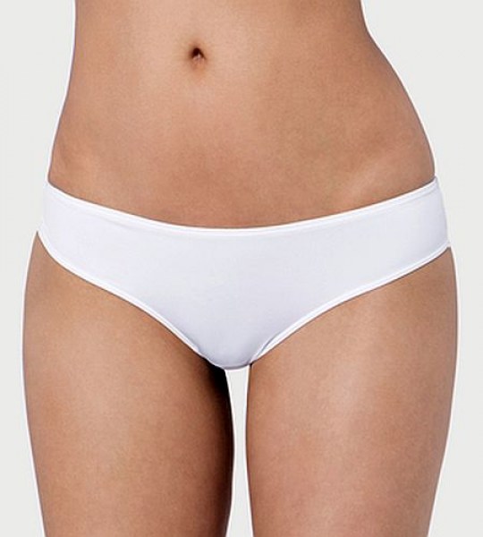 Triumph Lovely Micro Brazil Tanga fehér (csipké)